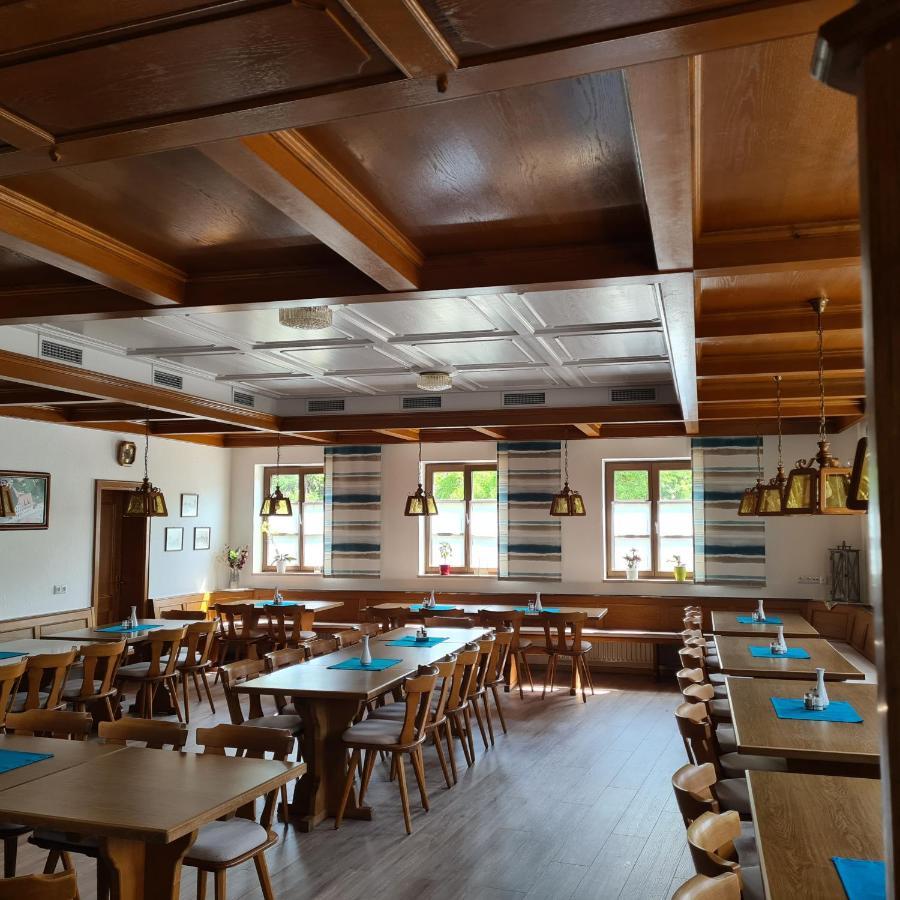 Gasthaus Schoellmann Feuchtwangen Exterior photo